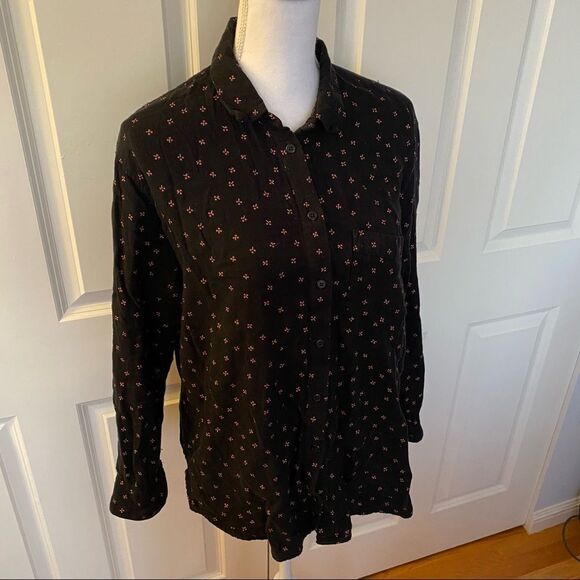 Madewell Button Down Shirt - Picture 2 of 11